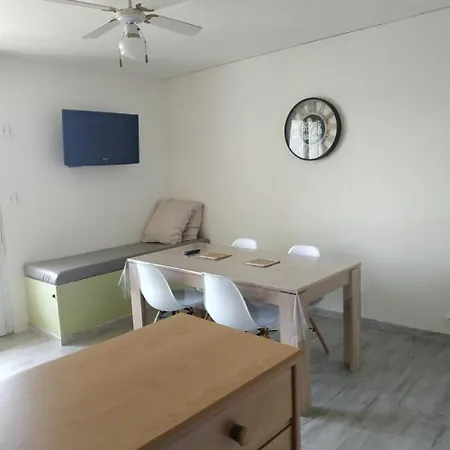 Appartement - 4 Personnes - *